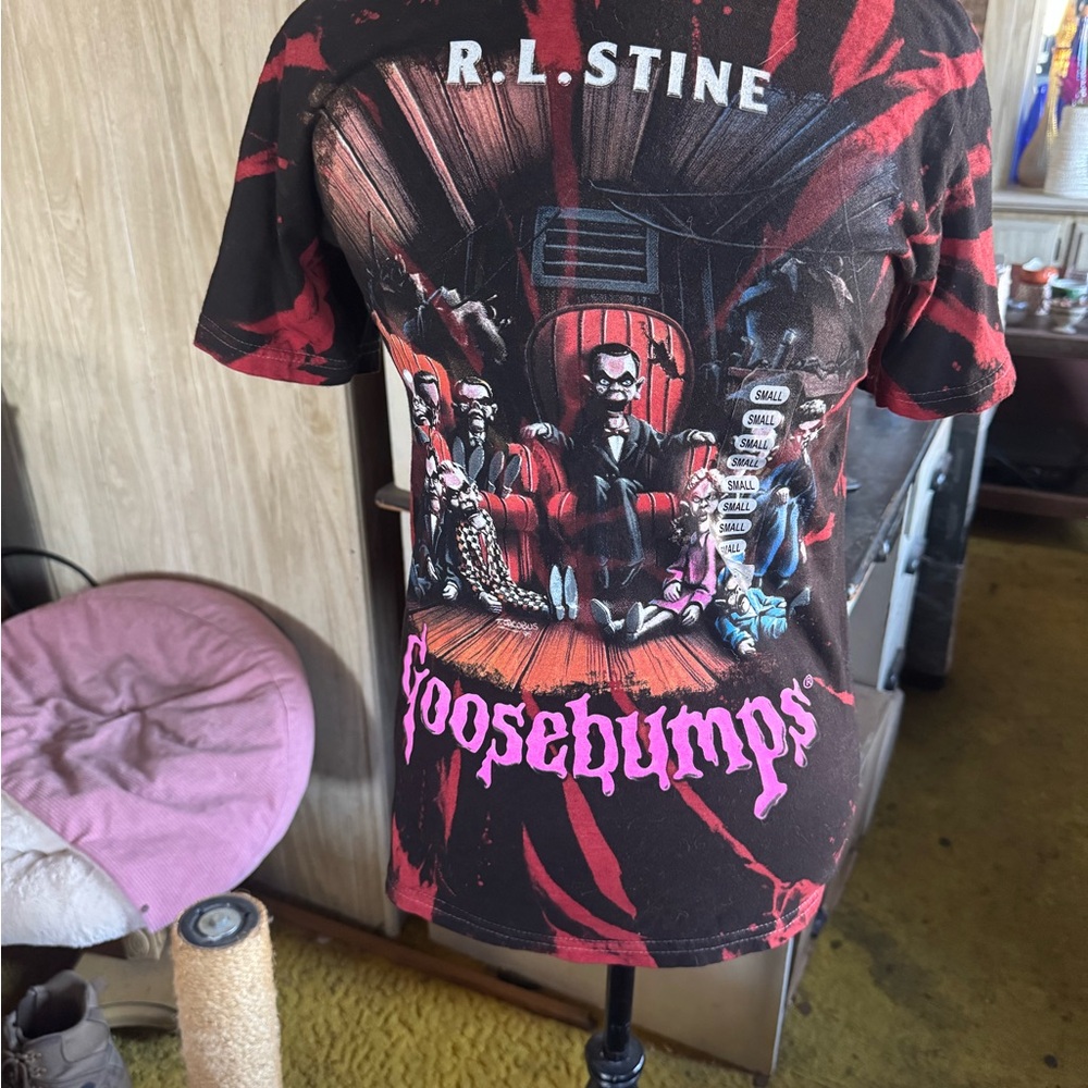 Kids Short Sleeve Tee - Black and Red